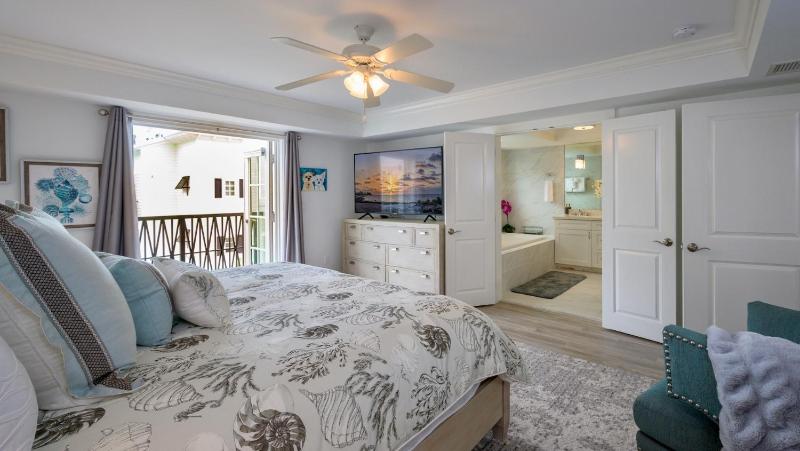 Seaport Sensation by Last Key Realty - image 2