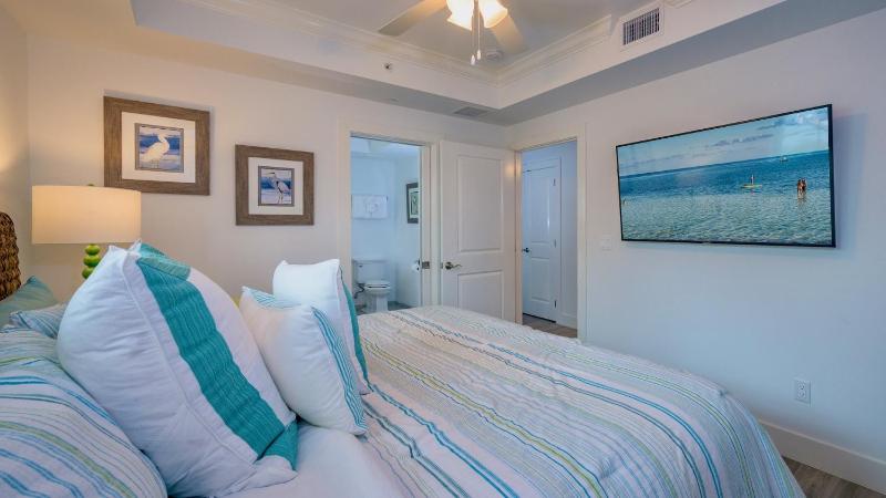 Seaport Sensation by Last Key Realty - image 41