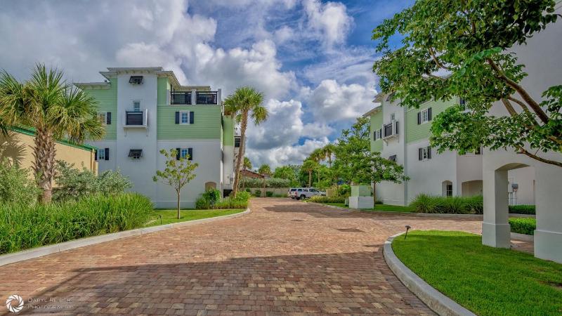 Seaport Sensation by Last Key Realty - image 46