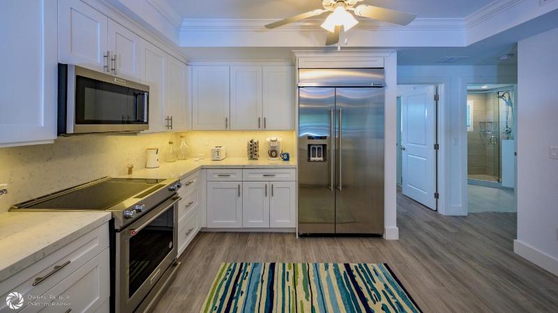 Seaport Sensation by Last Key Realty - image 39