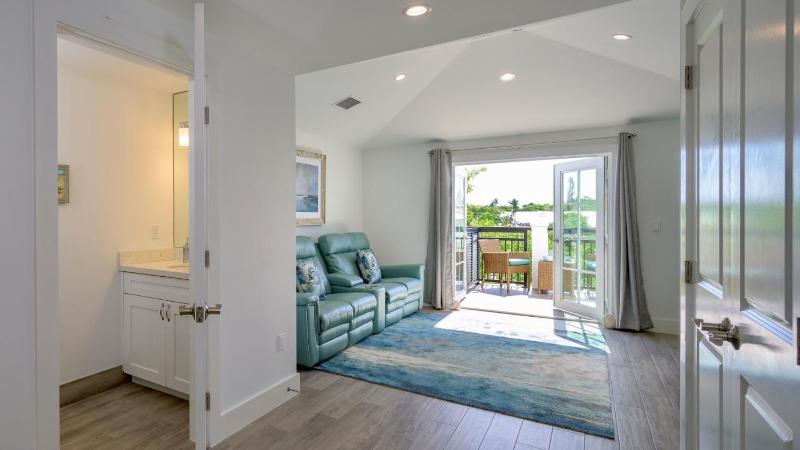 Seaport Sensation by Last Key Realty - image 30