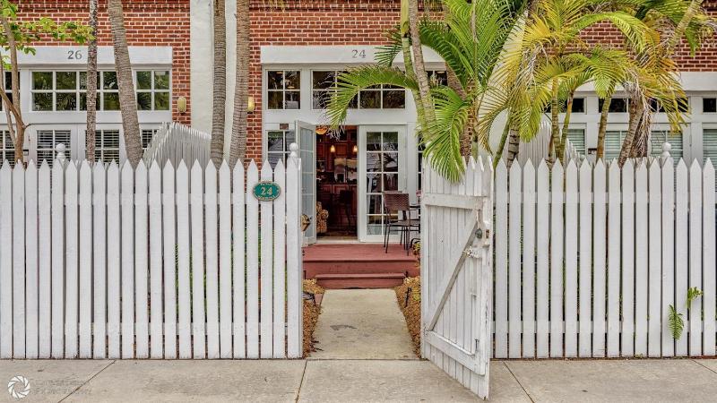 Southernmost Palms by Last Key Realty - image 4