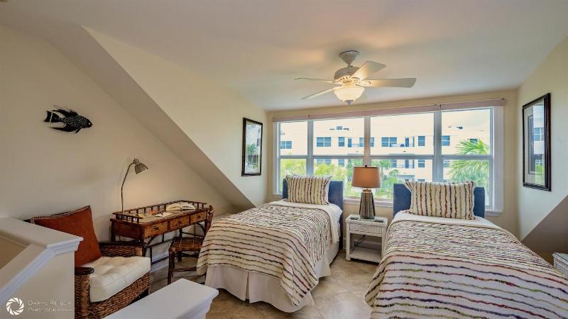 Southernmost Palms by Last Key Realty - image 33