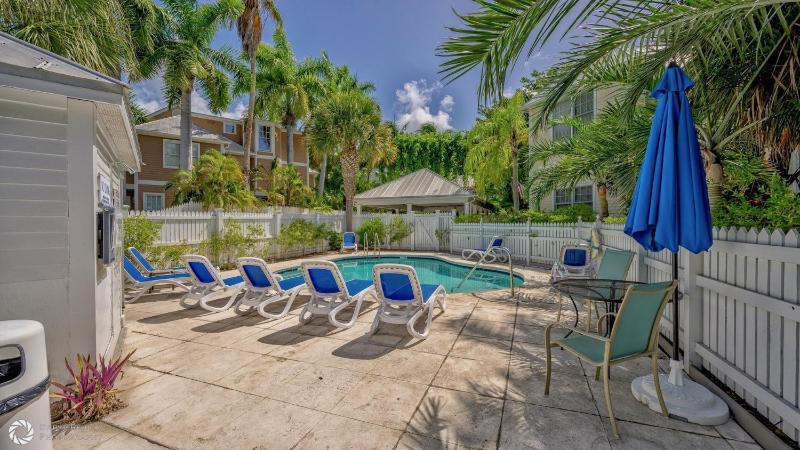 Southernmost Palms by Last Key Realty - image 9