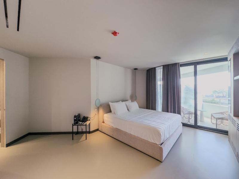 Zins Luxury Rooms - image 3
