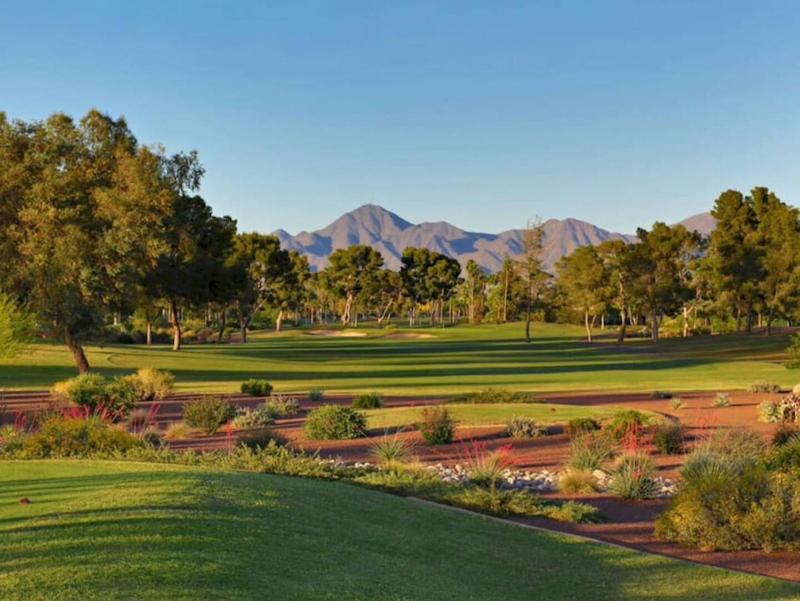 7 BR Golf Tennis SPA Lake Resort Villa - image 15