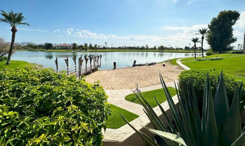 7 BR Golf Tennis SPA Lake Resort Villa - image 21