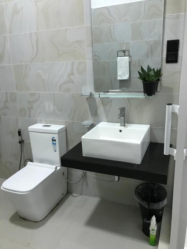 Chathu Holiday Home - image 8