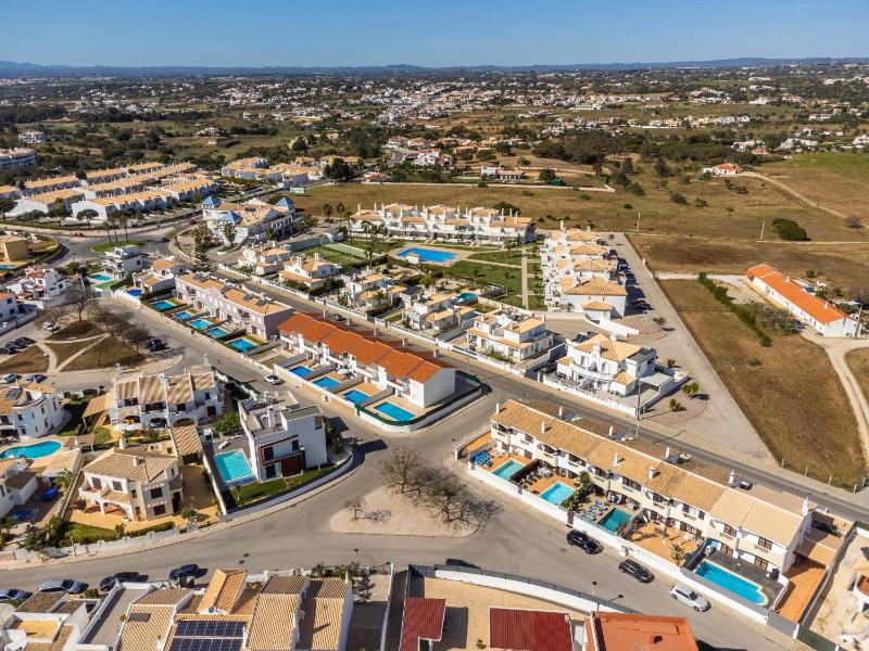 Villa Canto II - 500m from the Beach - Private Swimming Pool - Wi Fi - image 2