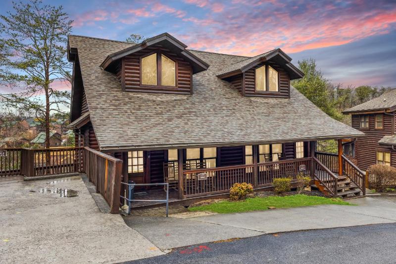 Two-Bedroom House image 3
