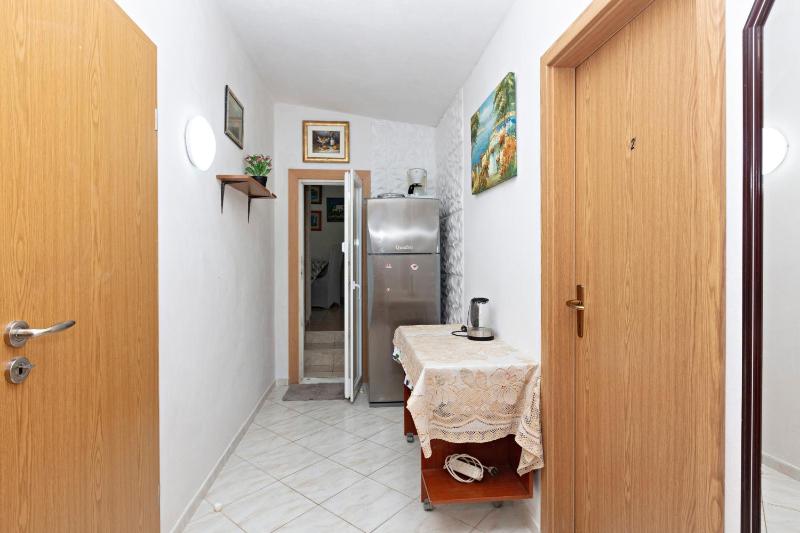 Two-Bedroom Apartment with Terrace and Sea View image 2