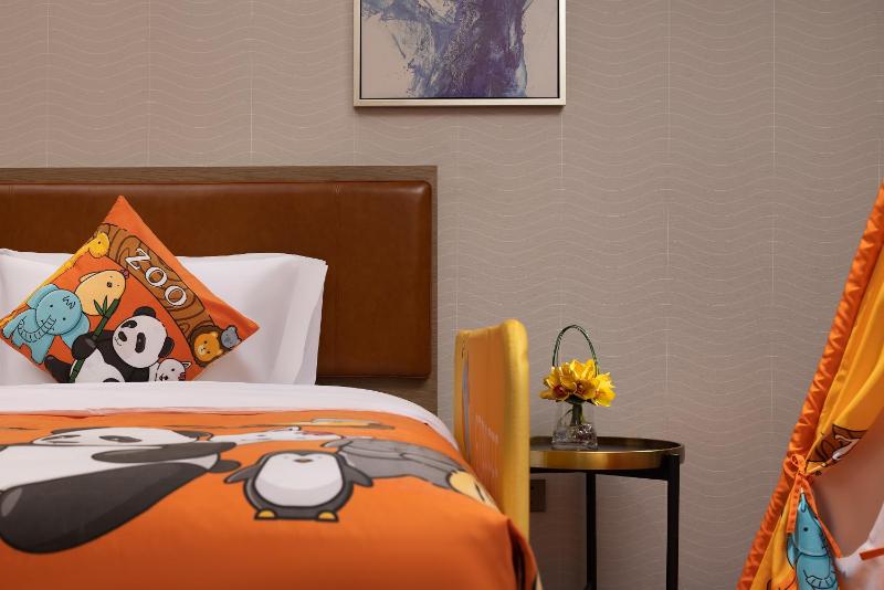 Anya Hotel -Next to Jiefang West Bar Street 2 minutes to the subway station free coffee free laundry free gym huge windows - image 13
