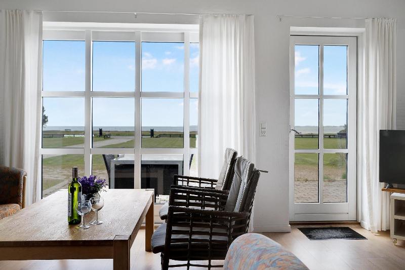 Amazing Home In Ebeltoft With 3 Bedrooms And Wifi - image 3