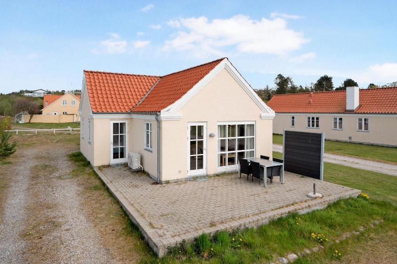 Amazing Home In Ebeltoft With 3 Bedrooms And Wifi - image 1
