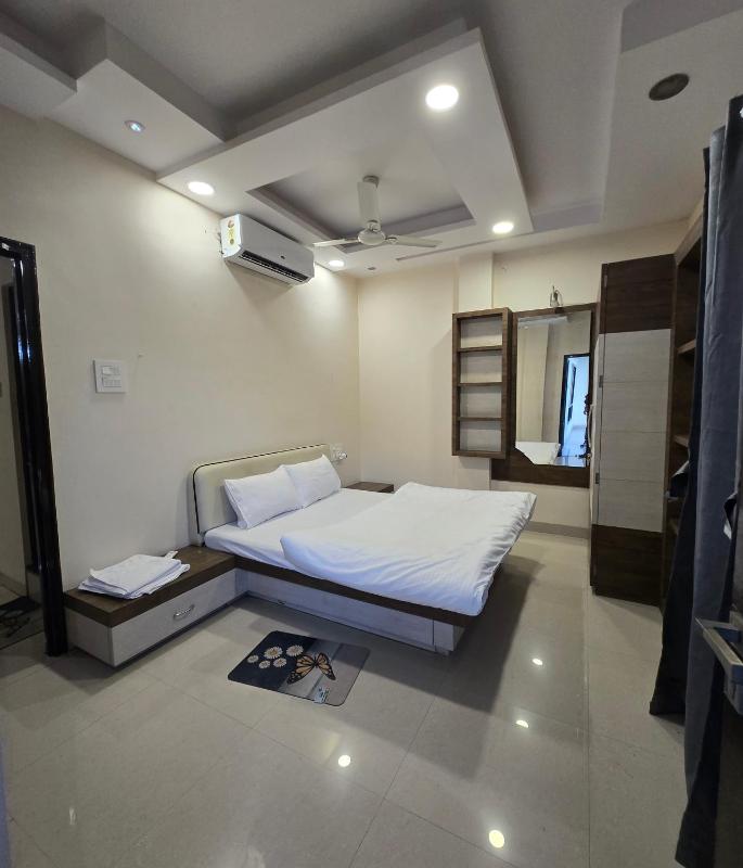 Satyabhama HomeStay-Pearl-Luxury two BHK Appartment - image 8