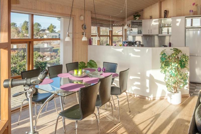 Stunning Home In Ebeltoft With 2 Bedrooms - image 7