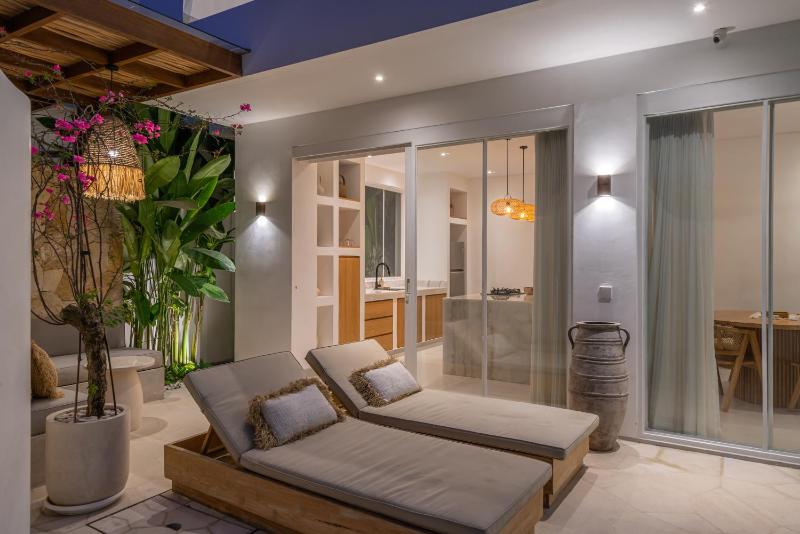 Villa Anassa - 2BR Chic Mediterranean Canggu Escape - image 30