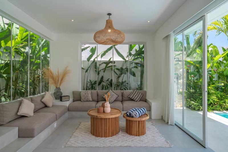 Villa Anassa - 2BR Chic Mediterranean Canggu Escape - image 19