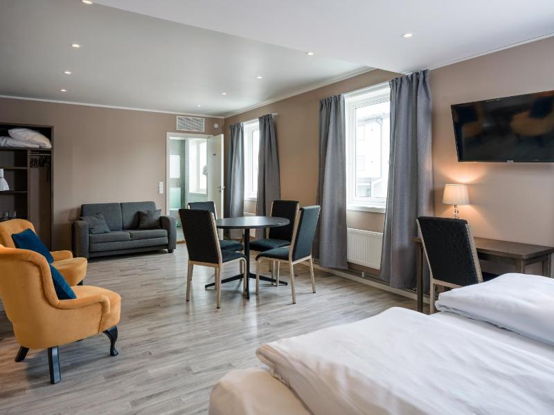 Junior Suite image 3