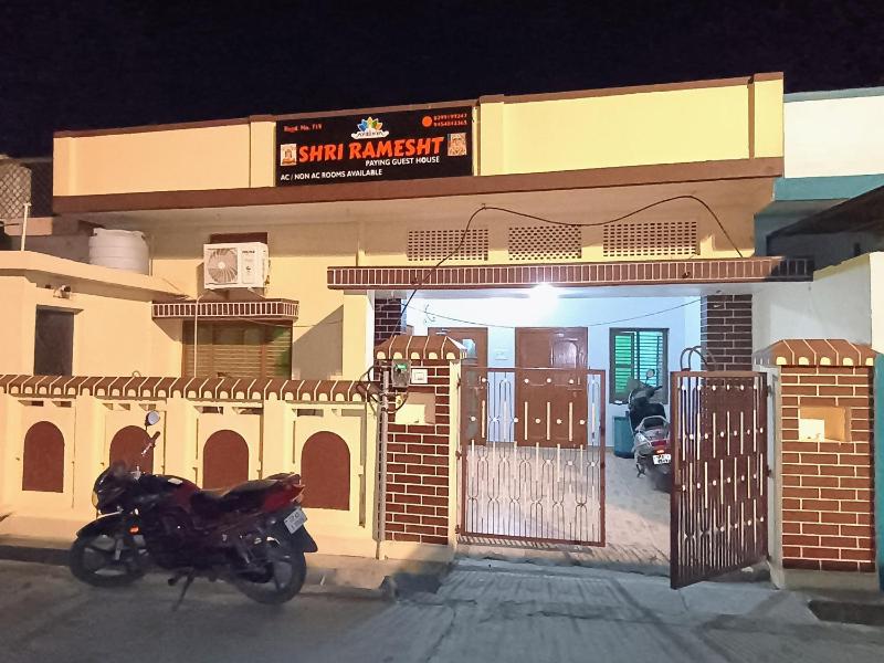 Shri Ramesht paying Guest House - image 8