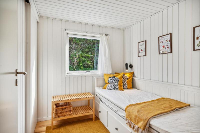Stunning Home In Ebeltoft With 3 Bedrooms And Internet - image 7