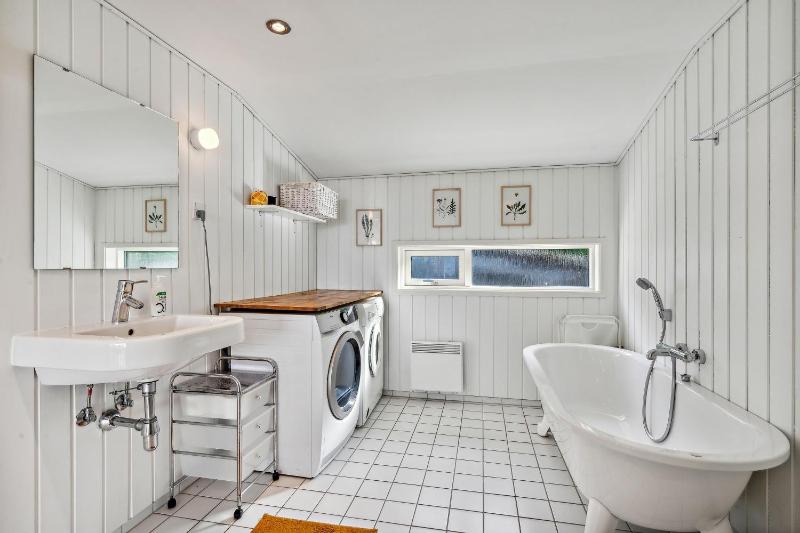 Stunning Home In Ebeltoft With 3 Bedrooms And Internet - image 19