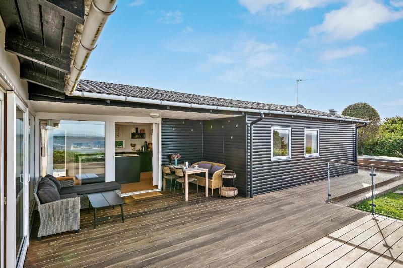 Stunning Home In Ebeltoft With 3 Bedrooms And Internet - image 20