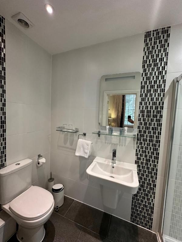 Executive Double Room image 3