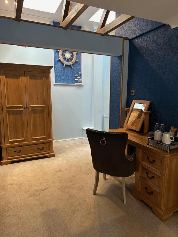 Derby Manor - image 47