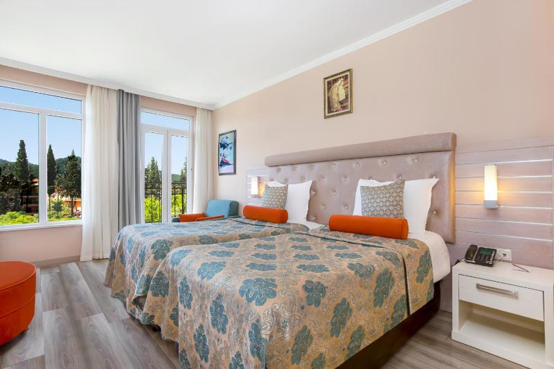 Orange Suite - 2 Bedroom image 1