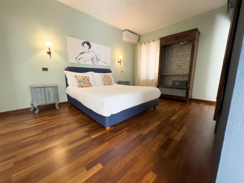 Suite image 1