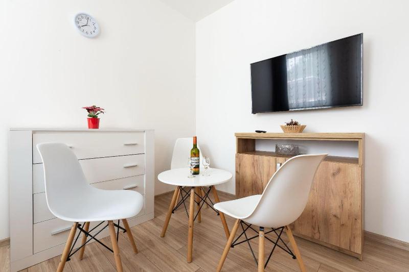 Apartmánový dom Štiavnica - image 22