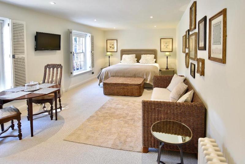 Double Room image 1