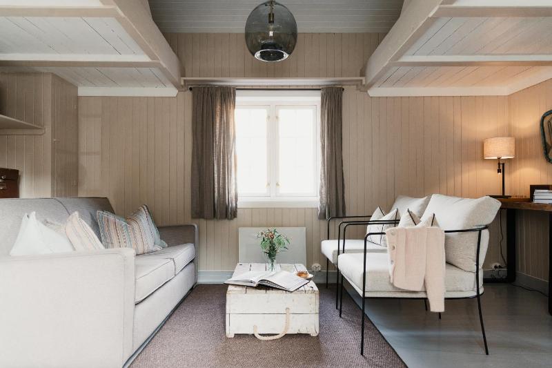 Harbour Cabin Suite Plus image 3