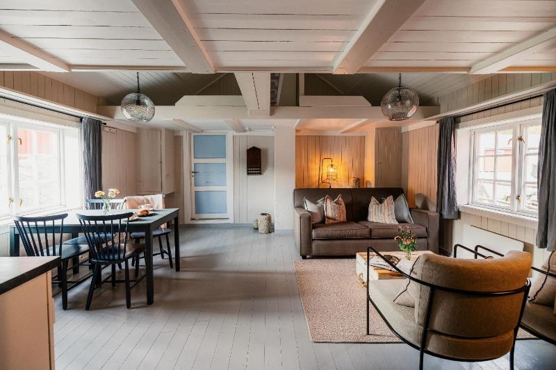 Harbour Cabin Suite Plus image 1
