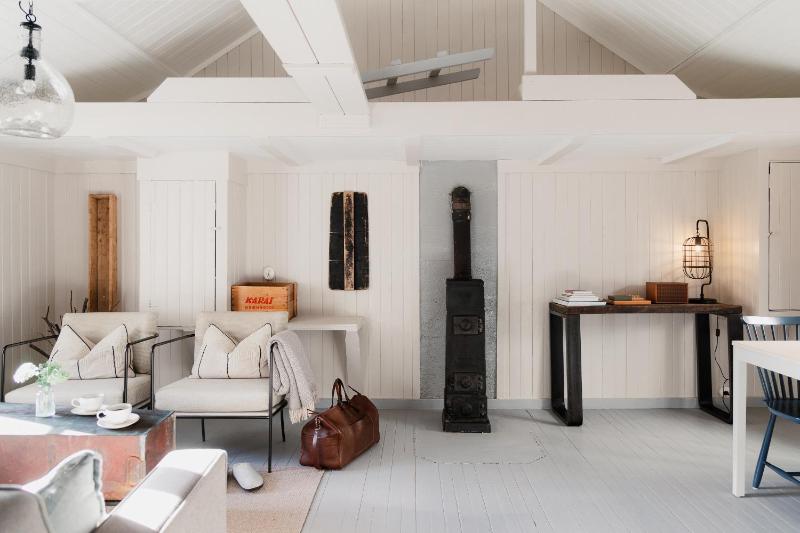 Village Cabin Suite Plus image 3