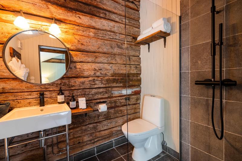 Village Cabin Suite image 2
