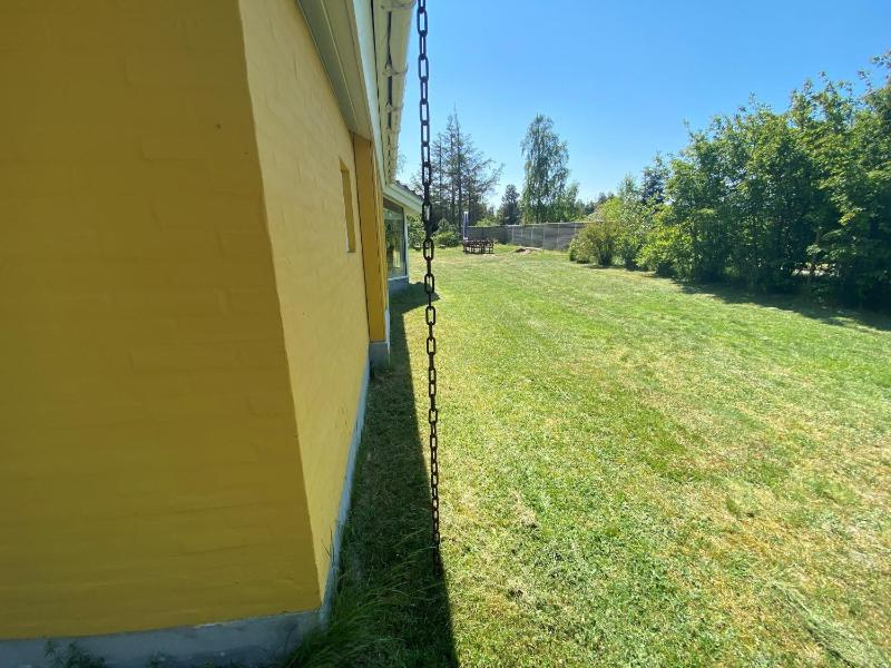 Cozy And Well-Appointed Summer House Close To A Great Bathing Beach - image 2