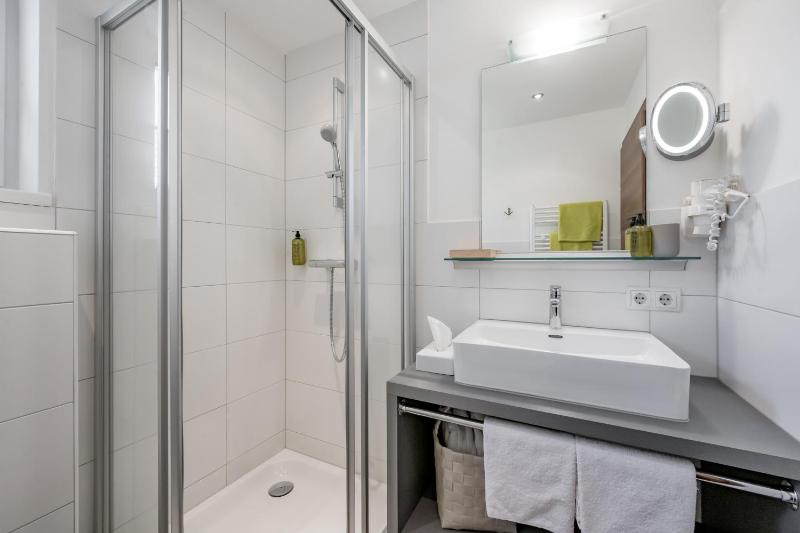 One-Bedroom Apartment with Balcony image 4