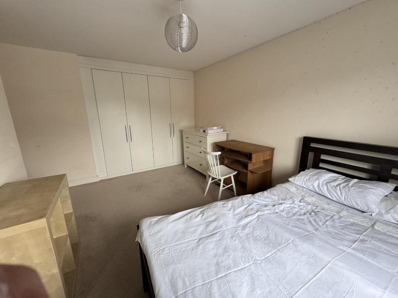 Modern Detached Home - Warwick Uni - Parking - image 19