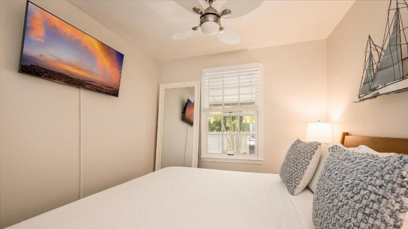 The Cozy Starfish by Last Key Realty - image 8