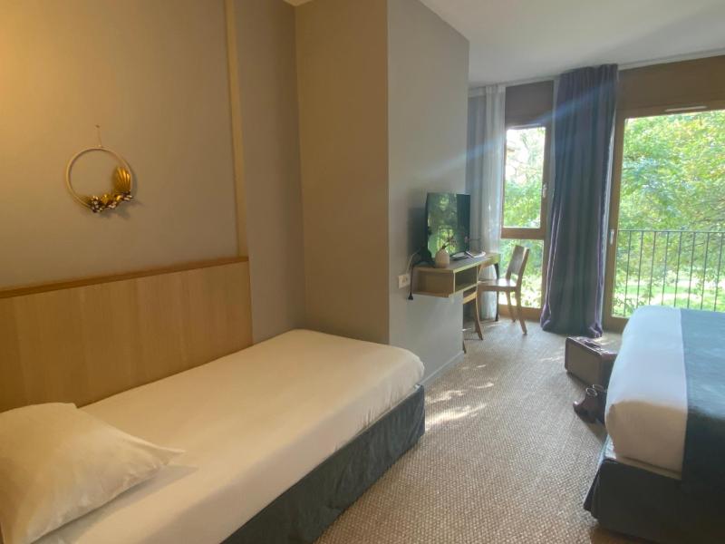 Privilege Triple Room image 2