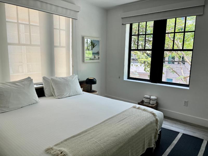 King Room image 3