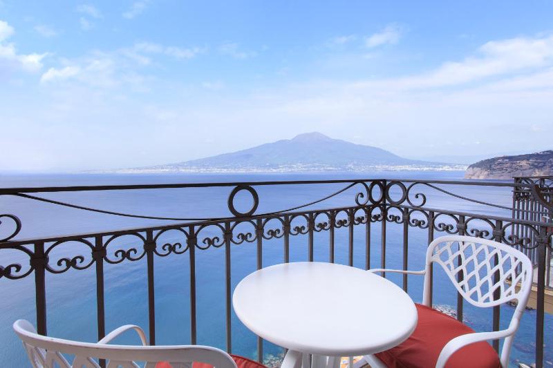 Grand Hotel Ambasciatori - image 40
