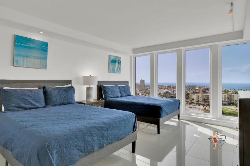 Bahia Mar-Solare Tower Beachfront Resort with Two Pools - image 22