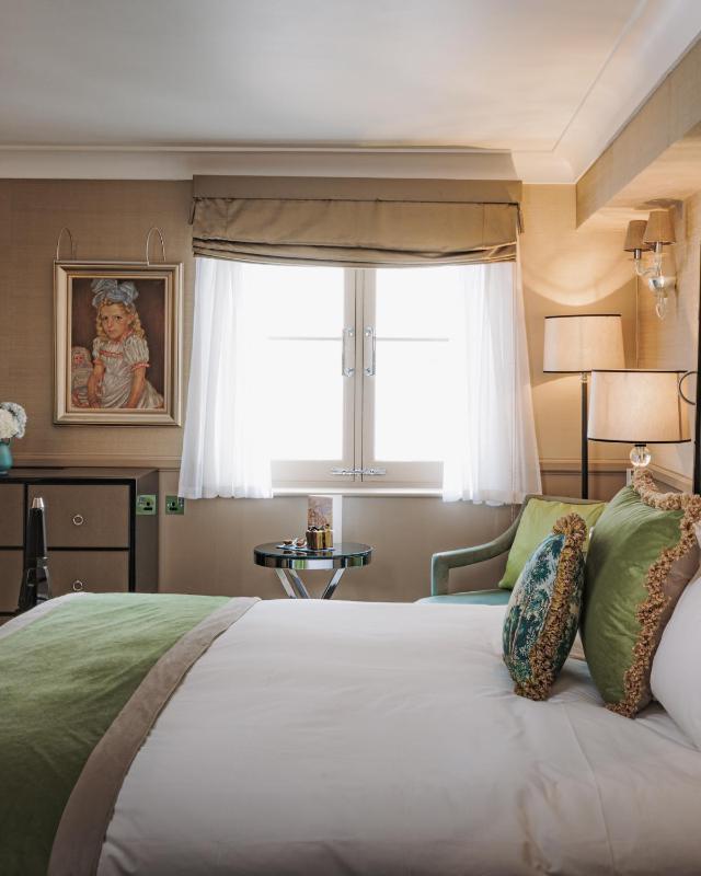 Executive Room image 4