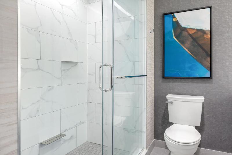 King Suite - Non Smoking image 2