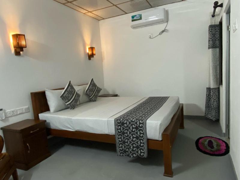 Mountain Peak Homestay Hiriketiya - image 3