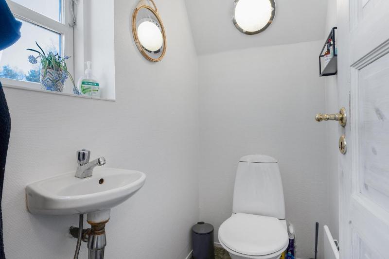 Rent A Charming And Well-Maintained Holiday Home With A Beautiful Sea View In Ebeltoft - image 9