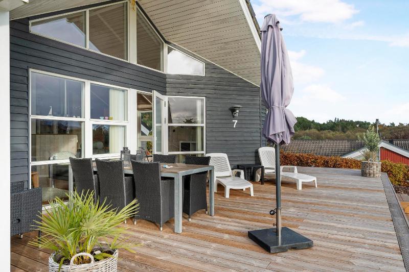 Nice Home In Ebeltoft With 2 Bedrooms And Internet - image 18